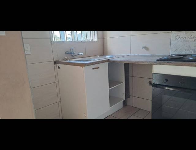 2 BEDROOM APARTMENT FOR SALE IN LINMEYER